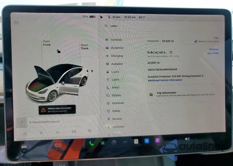 2021 Tesla Model 3 z USA, uszkodzony, nr VIN 5YJ3E1EA1MF064528